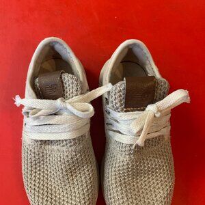 Little Boy's Size 1.5 Light Gray New Balance Shoes